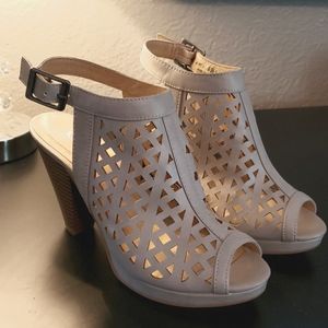 Wedges- Gray